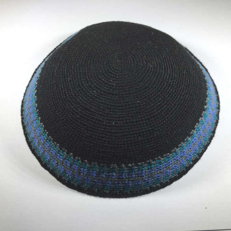 כיפה עבודת יד 17 ס"מ דגם 132