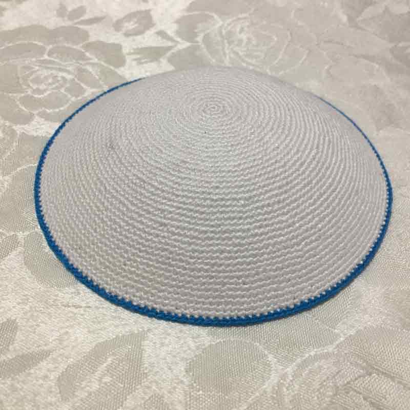 כיפה סרוגה עם פס 13 ס"מ דגם 316