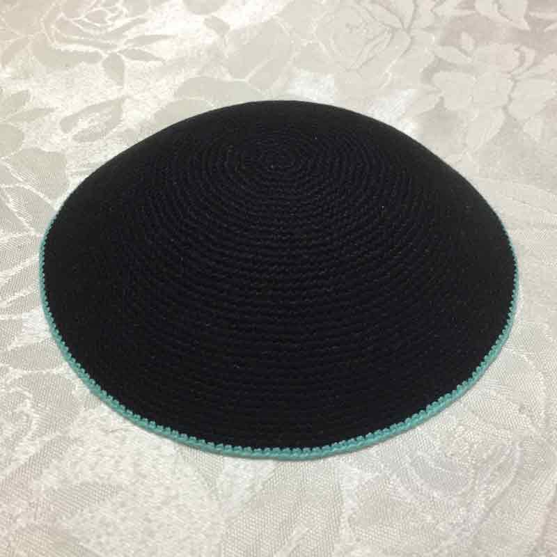 כיפה סרוגה עם פס 15 ס"מ דגם 542