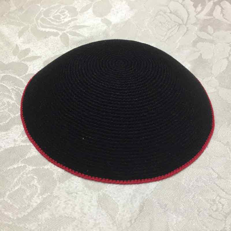 כיפה סרוגה עם פס 15 ס"מ דגם 566