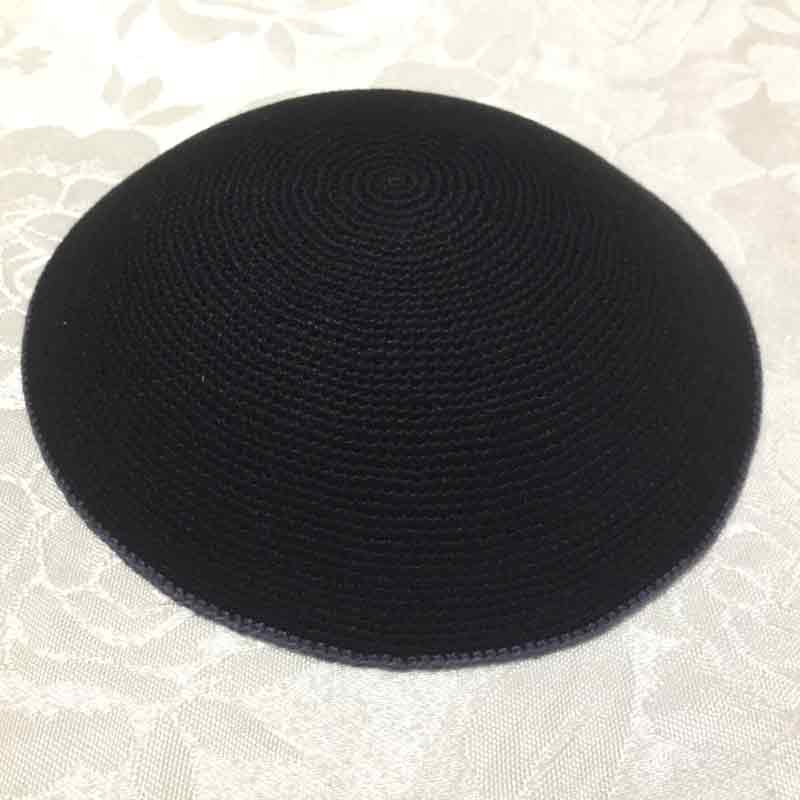 כיפה סרוגה עם פס 16 ס"מ דגם 656