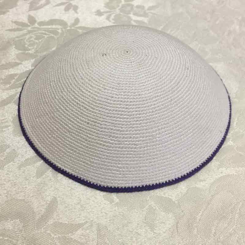 כיפה סרוגה עם פס 17.5 ס"מ דגם 768