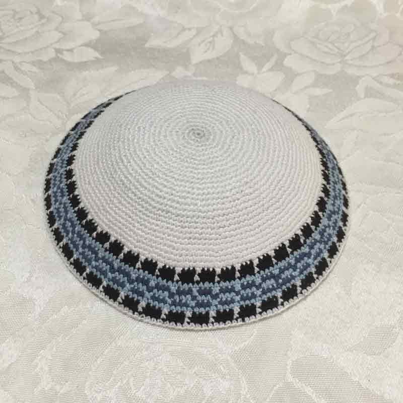 כיפה עבודת יד 14.5 ס"מ דגם 220