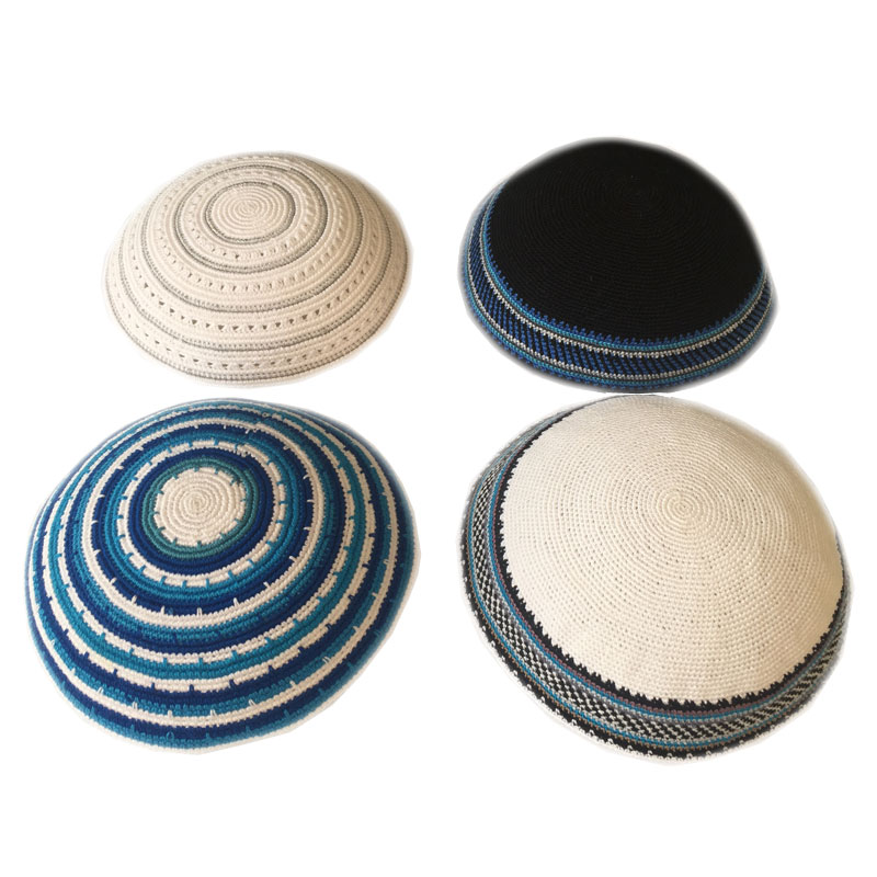 כיפות סרוגות עבודת יד ענקיות