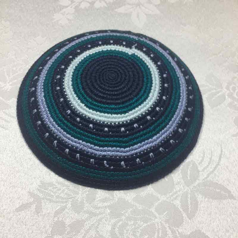 כיפה סרוגה עבודת יד