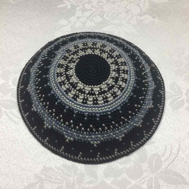 כיפה סרוגה עבודת יד