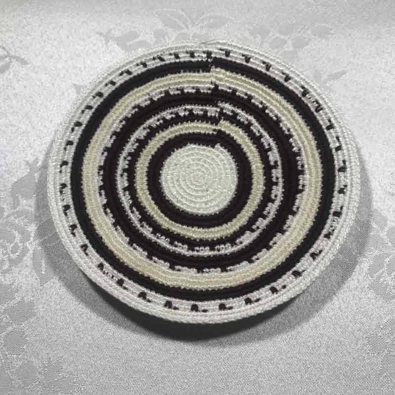 כיפה סרוגה עבודת יד