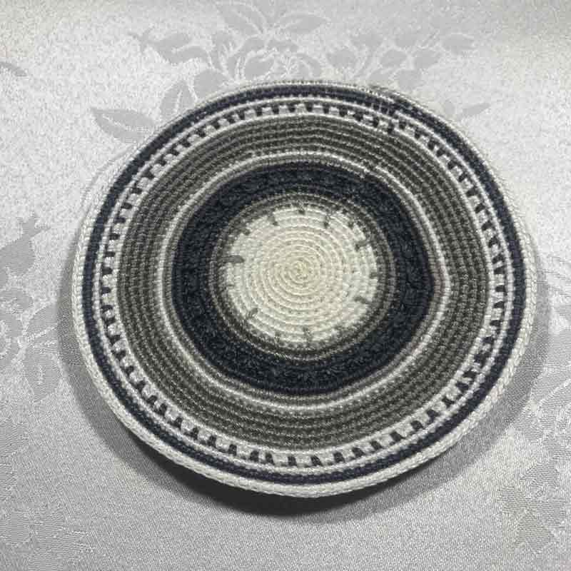 כיפה סרוגה עבודת יד