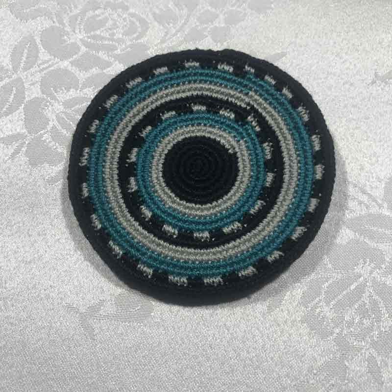 כיפה סרוגה עבודת יד