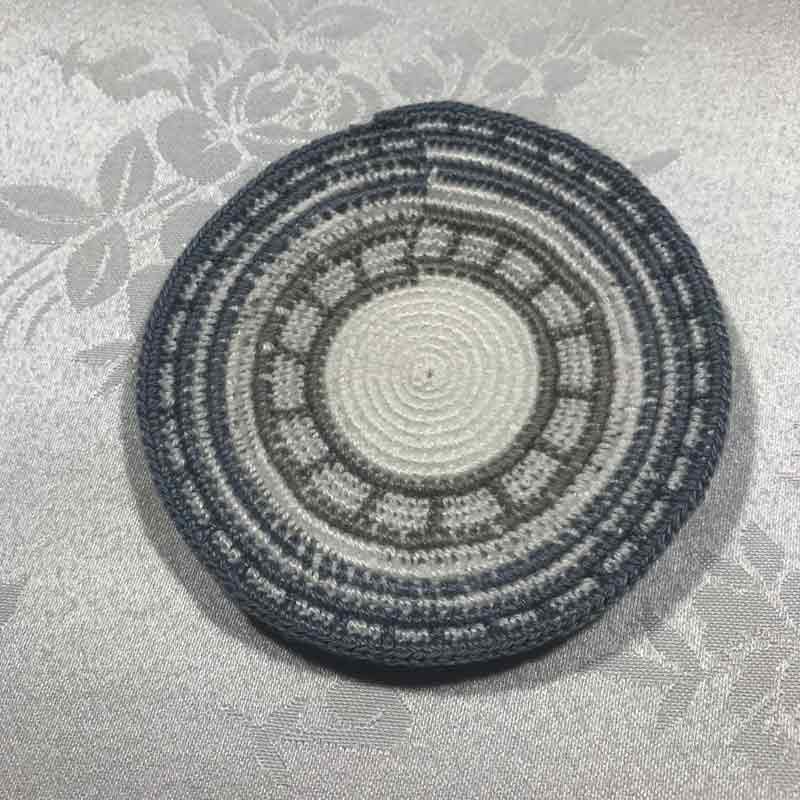 כיפה סרוגה עבודת יד