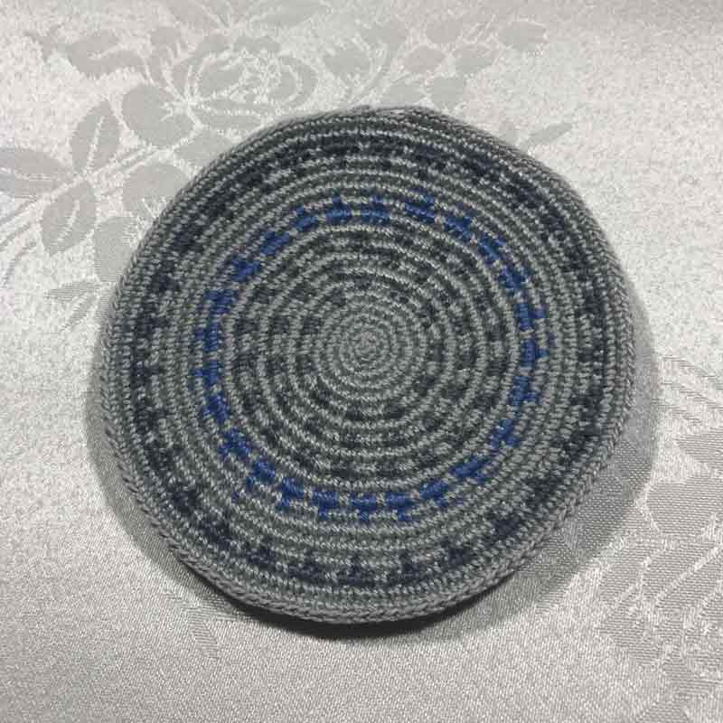 כיפה סרוגה עבודת יד